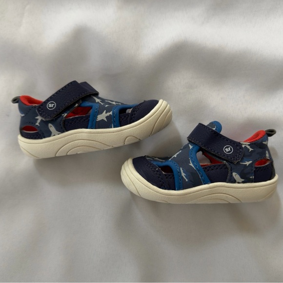 Stride Rite Water Sandals - Picture 2 of 5